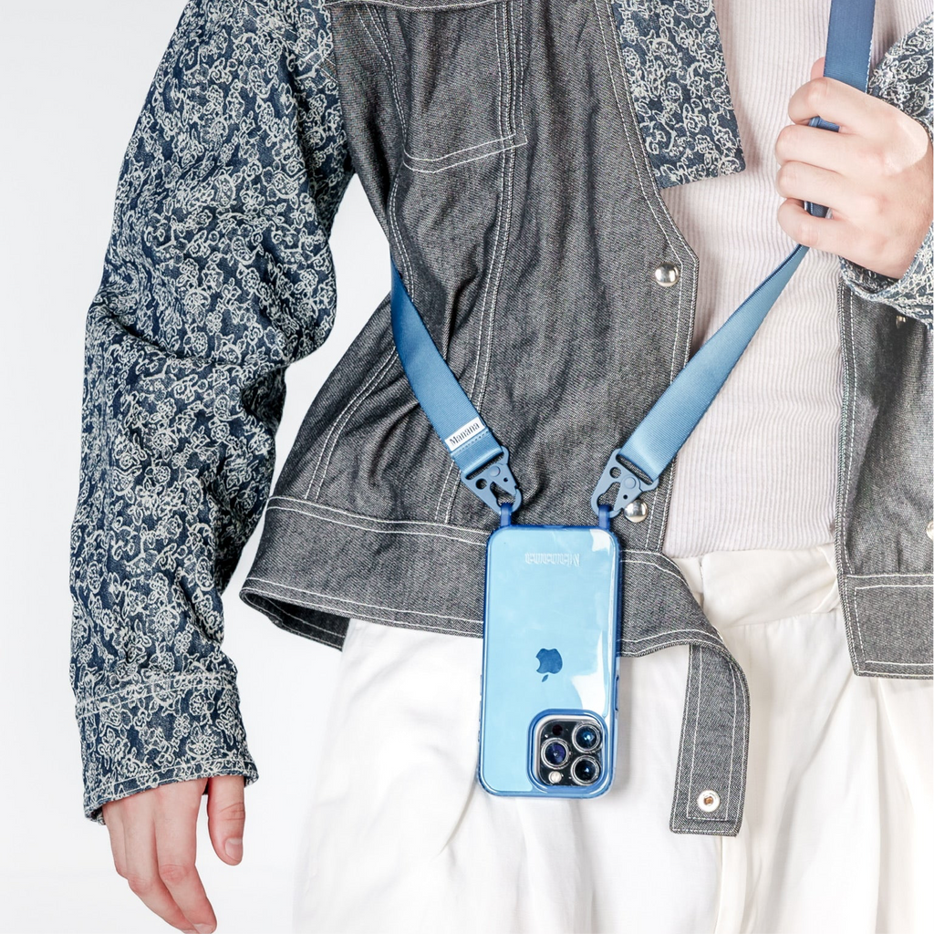 Straps bleu avec étui bleu transparent