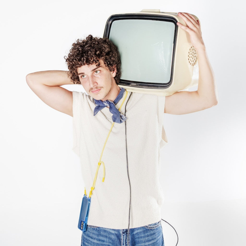 Cordon jaune avec étui bleu transparent