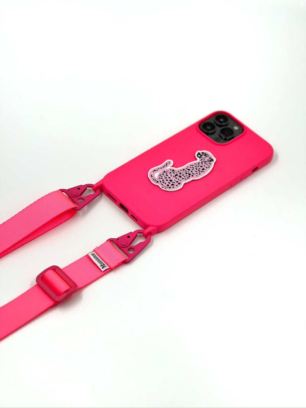 Pinky Leo